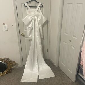 Elegant White bridal Dress